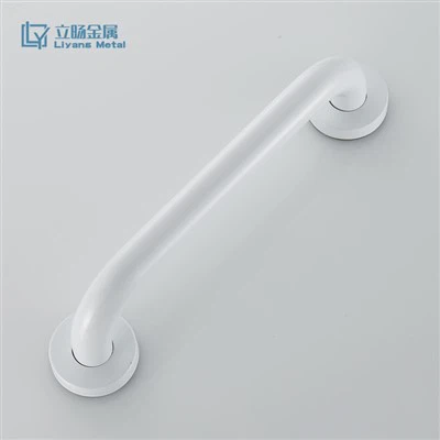 Białe poręcze dla osób niepełnosprawnych